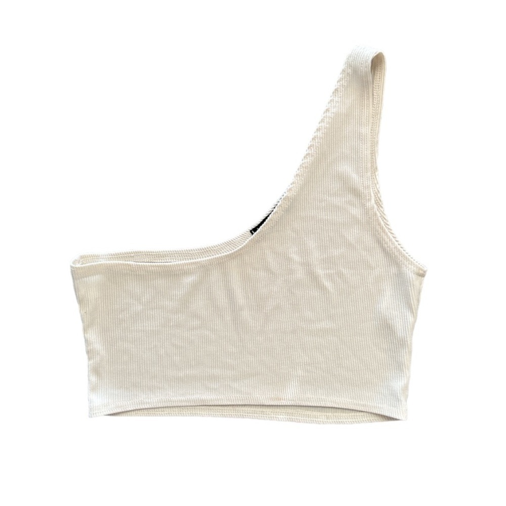 Boohoo One Shoulder Crop Top - Picture 6 of 8